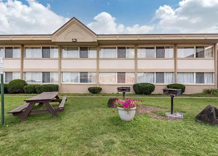 Quality Inn & Suites Vestal Binghamton Near University