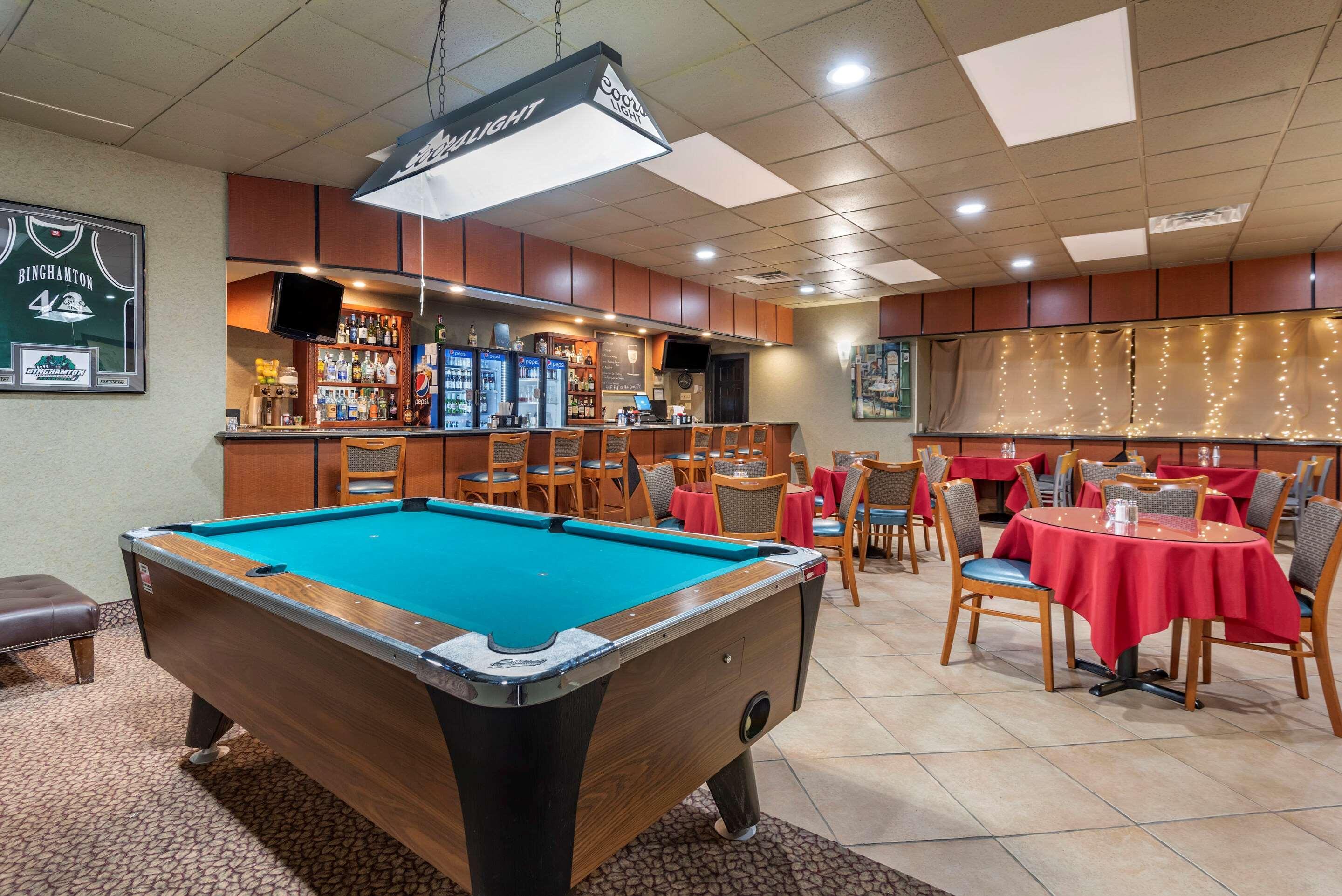 Hotel Quality & Binghamton Near 3*