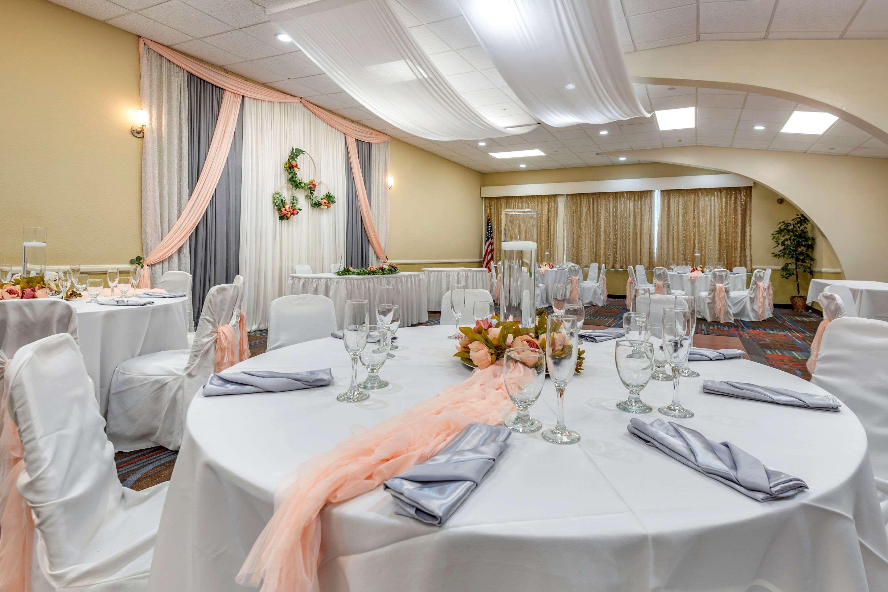 Hotel Quality & Binghamton Near 3*